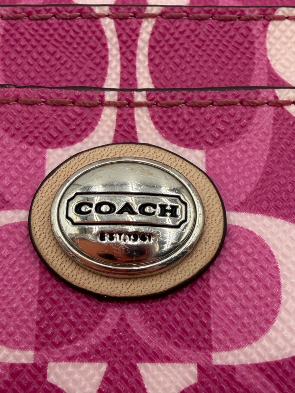 Coach Pink Signature ID Badge Holder Neck Lanyard Card Case - Picture 5 of 6